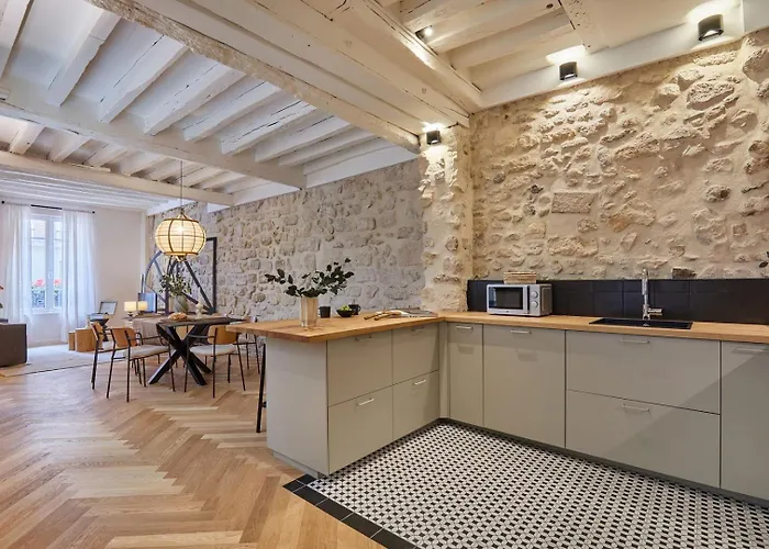 Apartment Coru - 3 A Halles